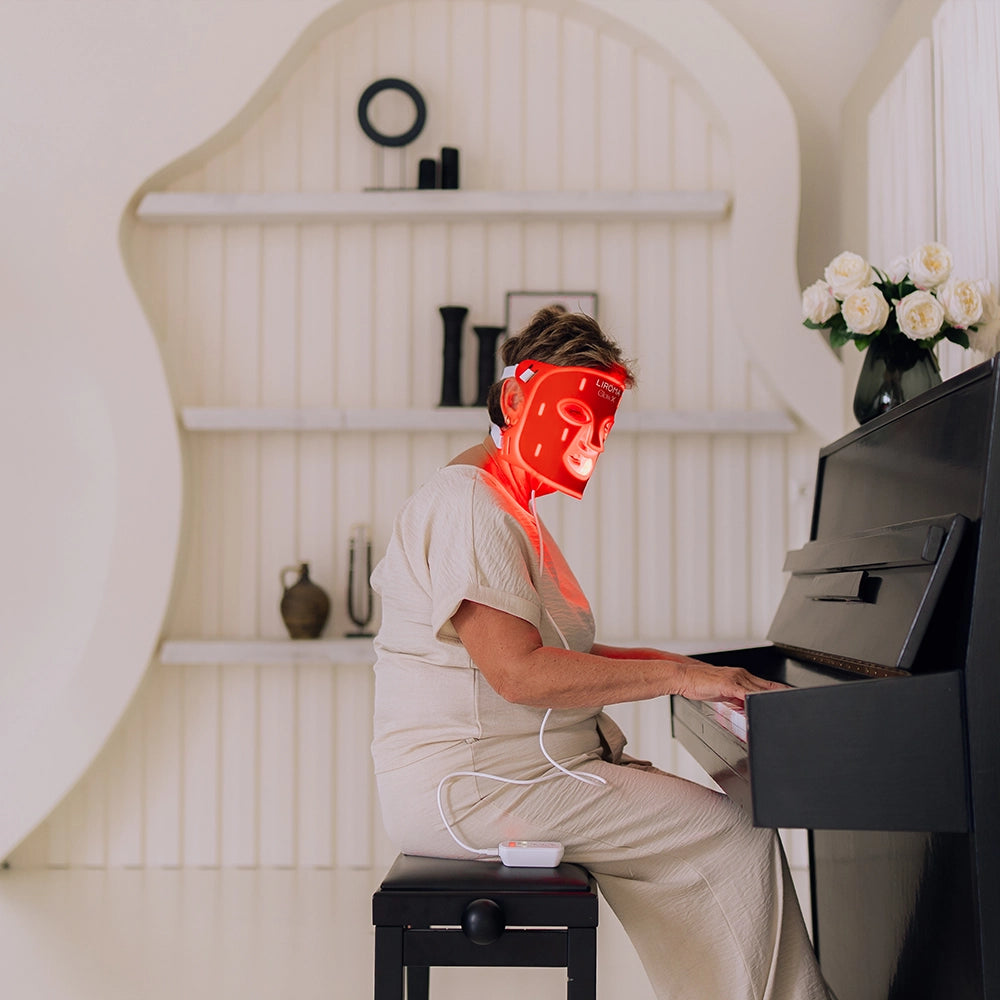 GLOW® LED mask – Near-Infrared & Red-Light Therapy